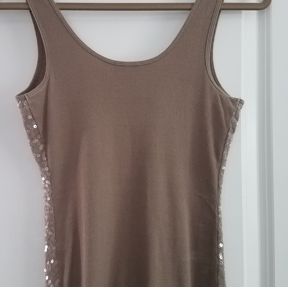 EXPRESS Sequin Tank - Picture 2 of 3